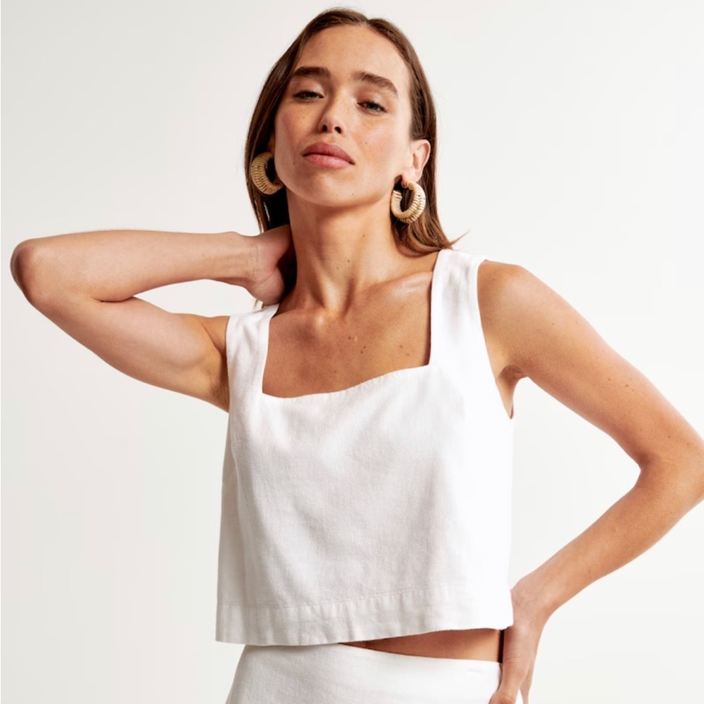 Linen-Blend Squareneck Top
